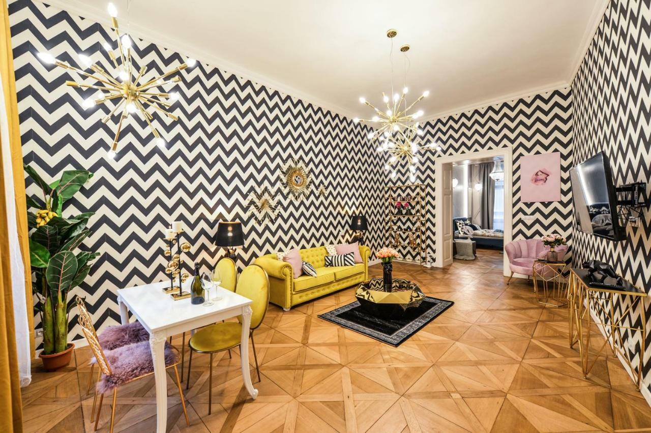 Dali Wenceslas Square Apartment Prag Eksteriør billede