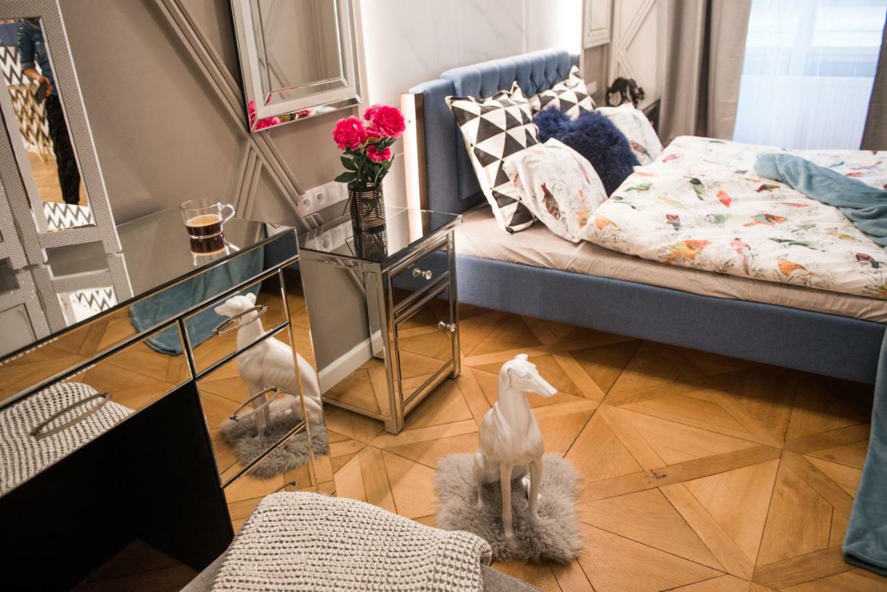 Dali Wenceslas Square Apartment Prag Eksteriør billede