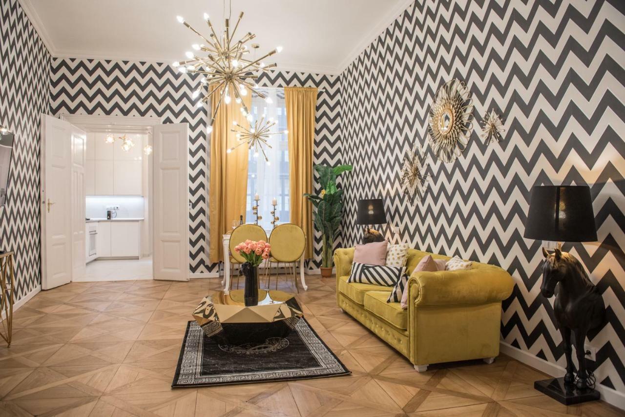 Dali Wenceslas Square Apartment Prag Eksteriør billede