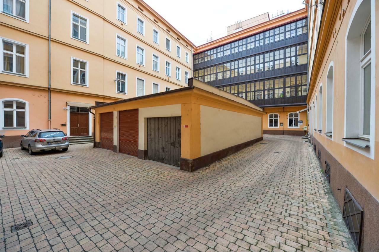 Dali Wenceslas Square Apartment Prag Eksteriør billede