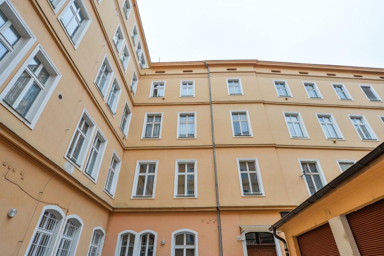 Dali Wenceslas Square Apartment Prag Eksteriør billede